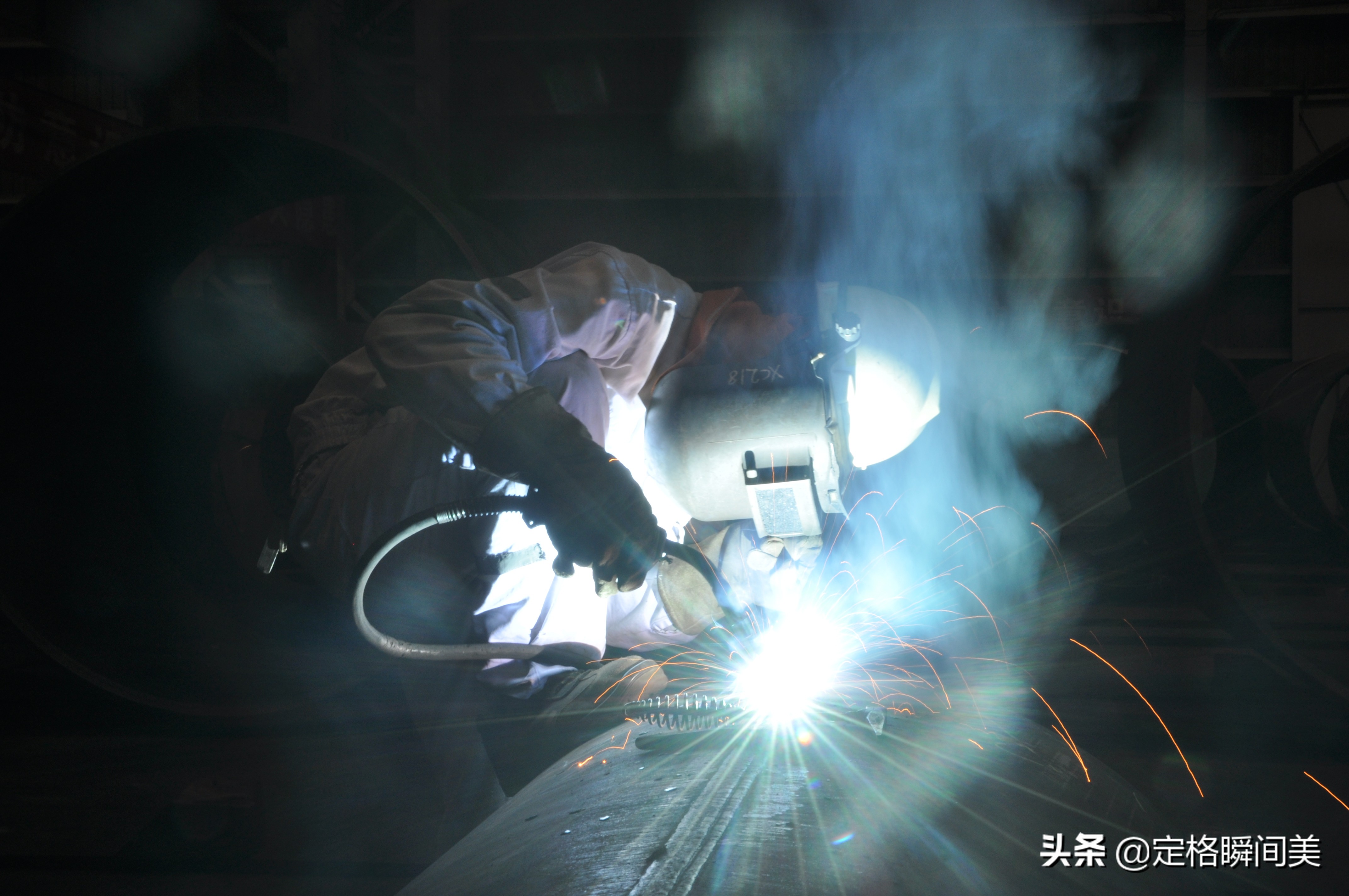 船厂上班一年能挣多少钱,船厂必须包活干才赚钱吗