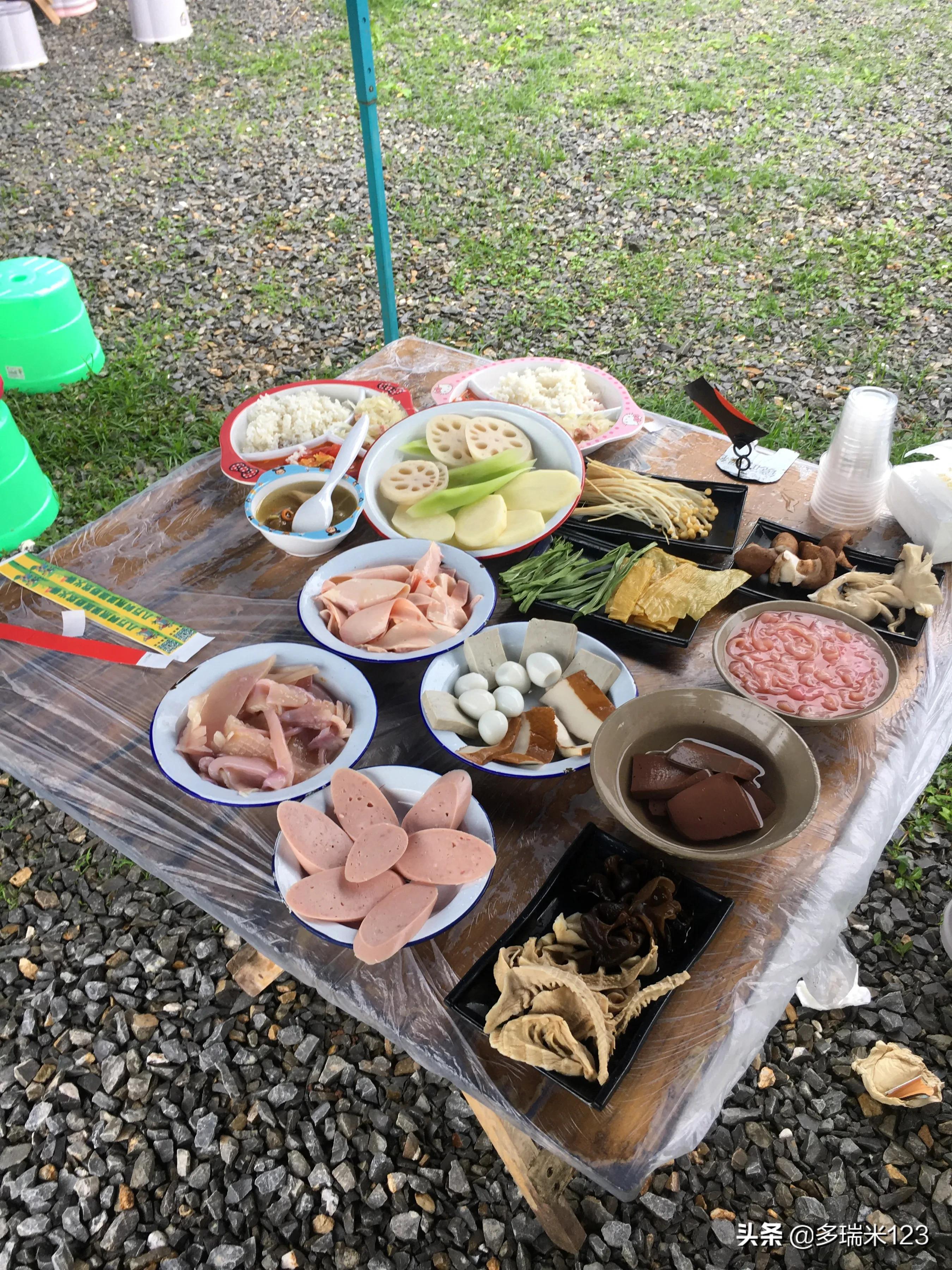 走,去东温泉吧,火锅+摸鱼+泡温泉