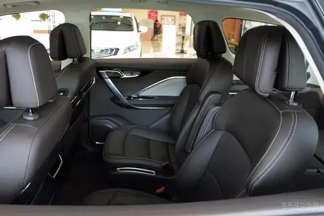 吉利嘉际深度测评,吉利嘉际为爱出众