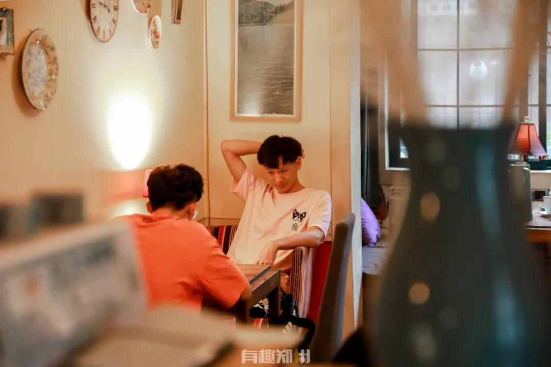 北街13号咖啡馆,隐藏在巷子里的一家复古咖啡店