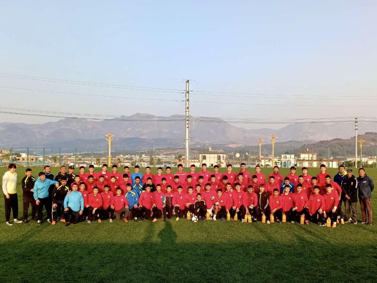 新疆足球青训现状及未来,新疆足球青训推进座谈会