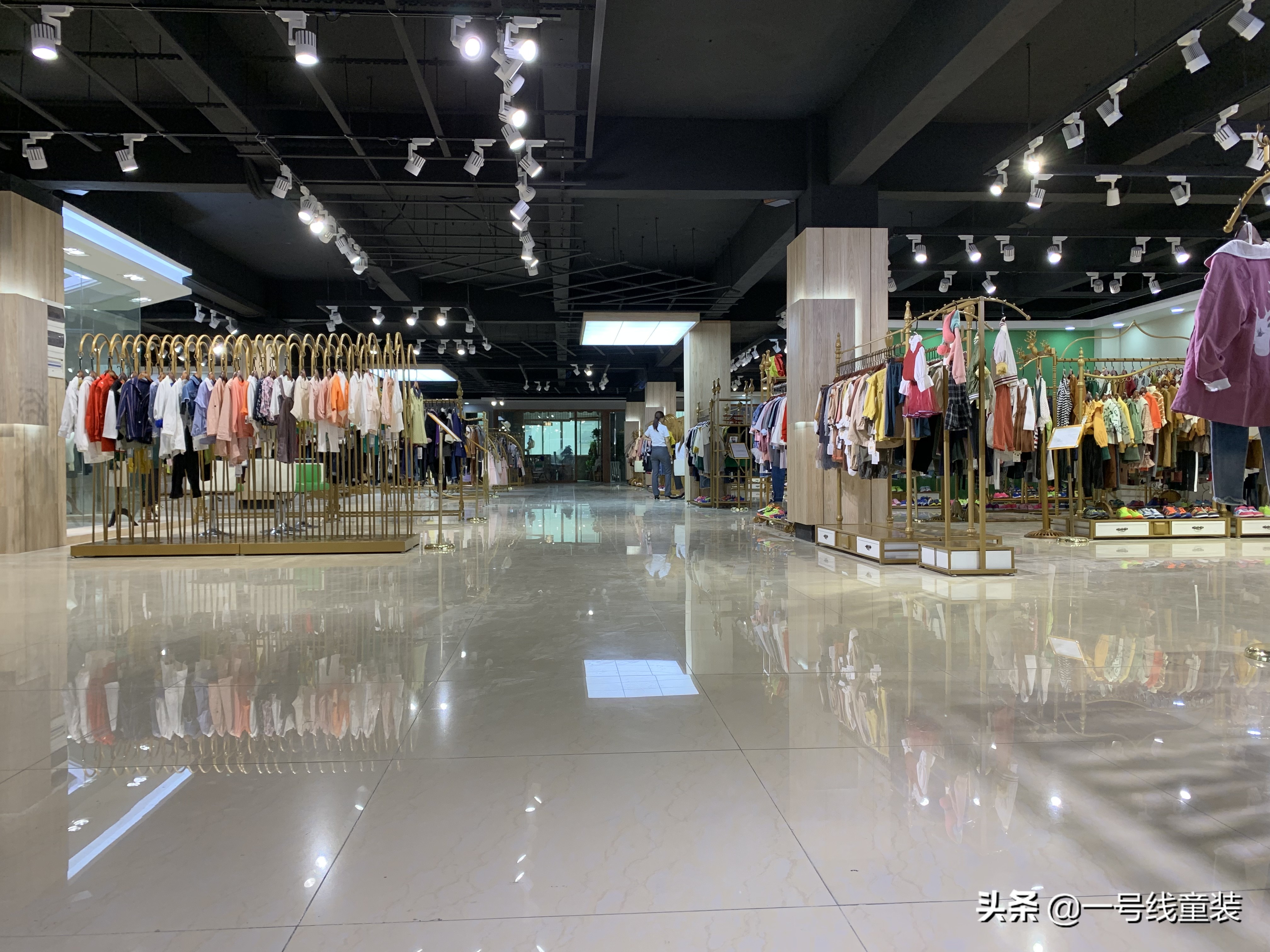 童装批发拿货应该要注意哪些事项,童装新手拿货小技巧