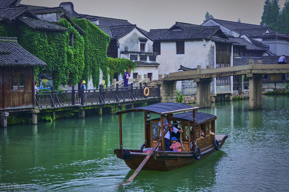国内景色最美的十大古镇,国内风景优美的十大古镇