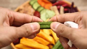 帮你扔掉垃圾食品！健康营养的综合果蔬脆，12种口味征服你味蕾