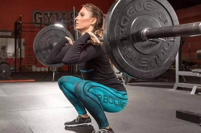 不去健身房怎么最快练腿？在家5个运动，增强腿部力量，变身大神