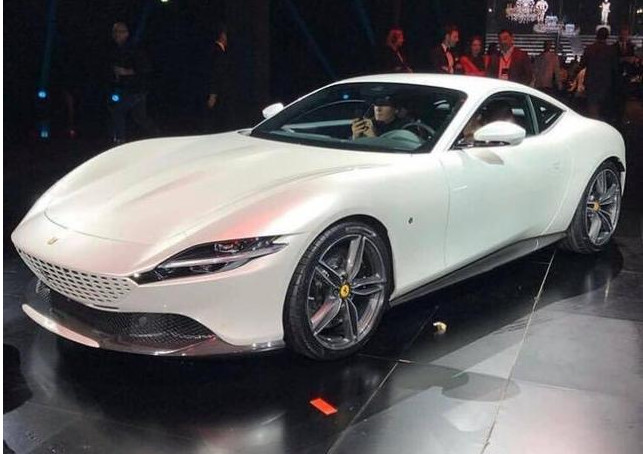 法拉利roma内饰详解,法拉利roma迈莎锐版