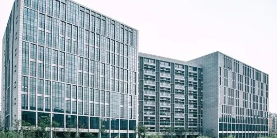 讲究风水的企业家,风水改变命运的企业家