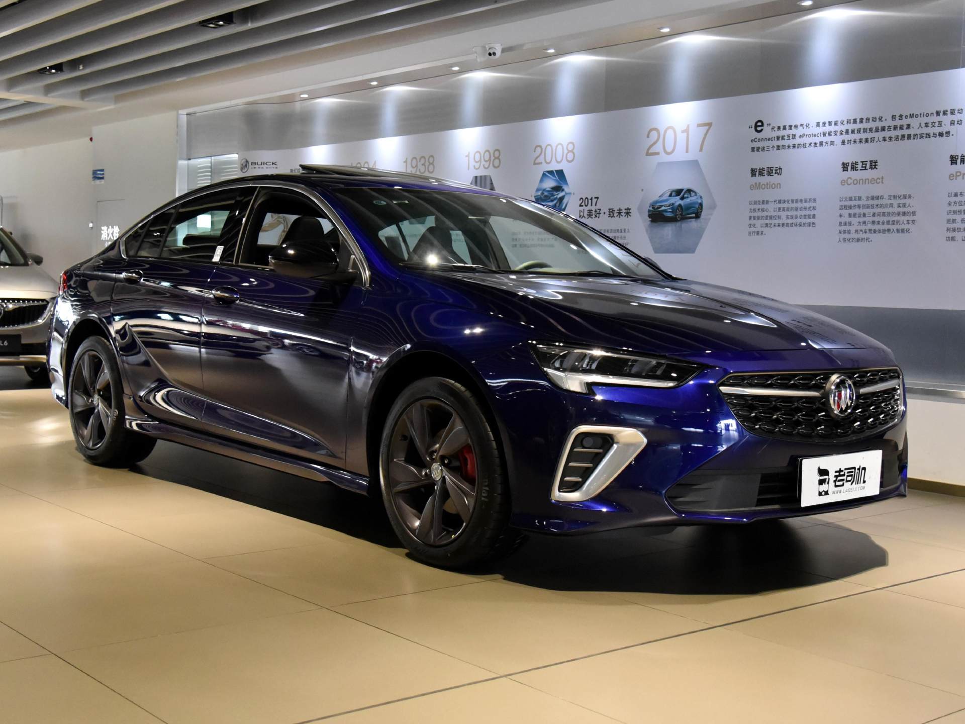 新款君威gs测评,车长超4米