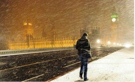 如何不谈雪却能描写雪很大,如何不提雪字就能知道雪很大