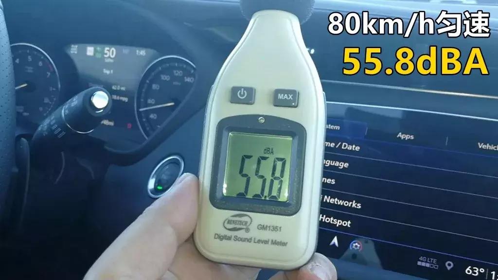 外国人测评凯迪拉克xt4,沉浸式体验凯迪拉克xt-4