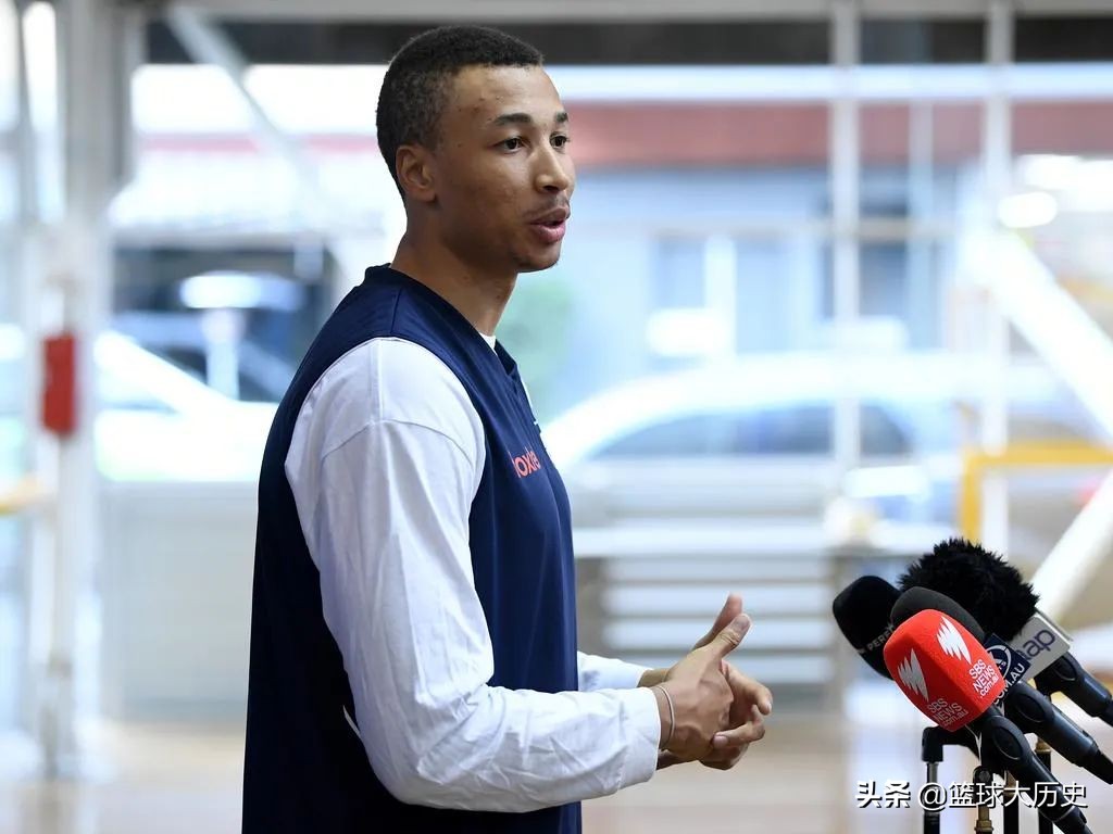 再见，玻璃之王！3年1622万，说裁就裁