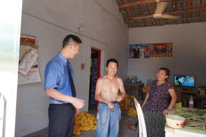 【新时代嘉检人】江小东:扶贫一线的新郎官