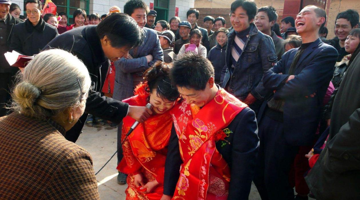 农村娶不上媳妇的光棍怎么办,农村光棍娶不上媳妇完整版