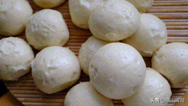 发酵面粉和酵母粉怎么区别,发酵粉与面粉有什么区别