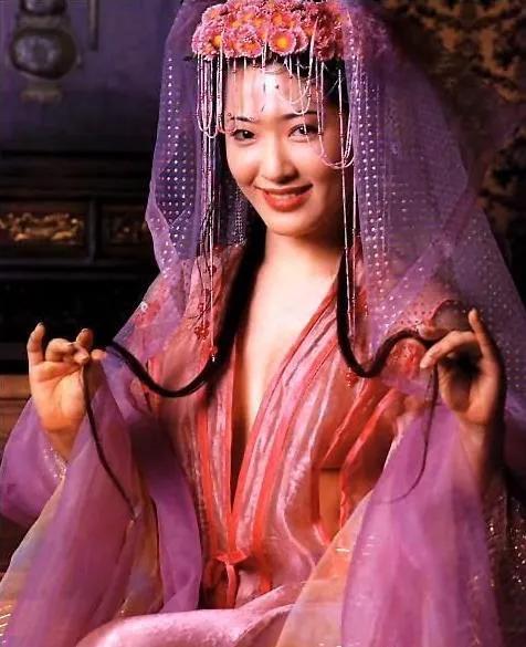 《*瓶金**梅》之潘金莲的“才华”与“情思”