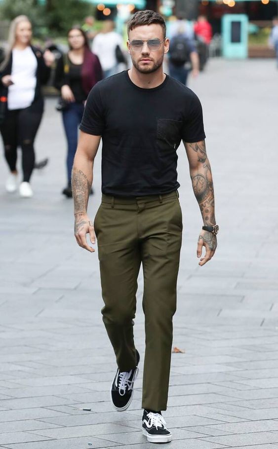 推荐几款适合夏天穿的牛仔裤,今年夏天一定要一条百搭的牛仔裤