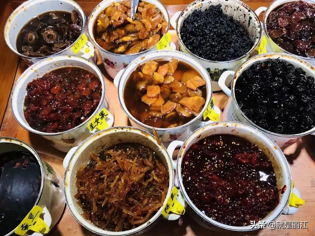 丽江古城里的小店,古城里的一家小店