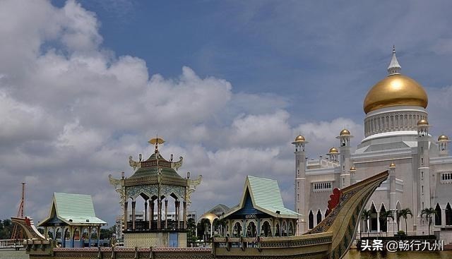 亚洲土豪文莱经济到底多发达,一块钱就能看所有的病?