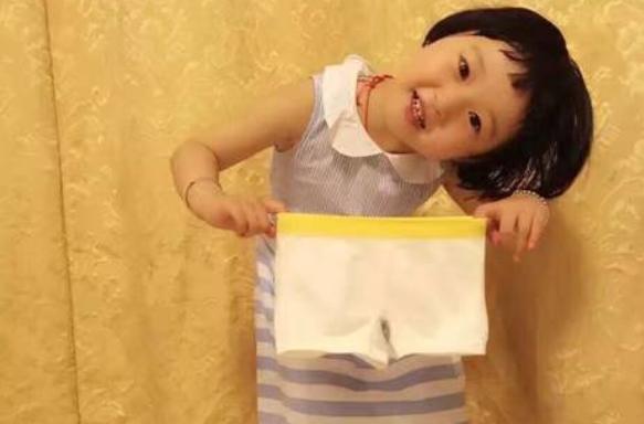 宝宝多大要穿“*裤内**”?穿得太晚,可能影响宝宝健康,妈妈别大意
