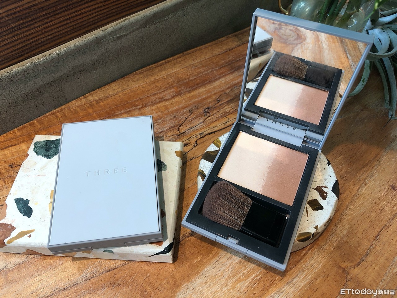 持妆好用的蜜粉,最好用最实用的一款干皮蜜粉