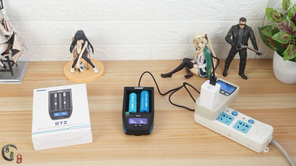 xtarvn2充电器评测,xtarpb2s充电器评测