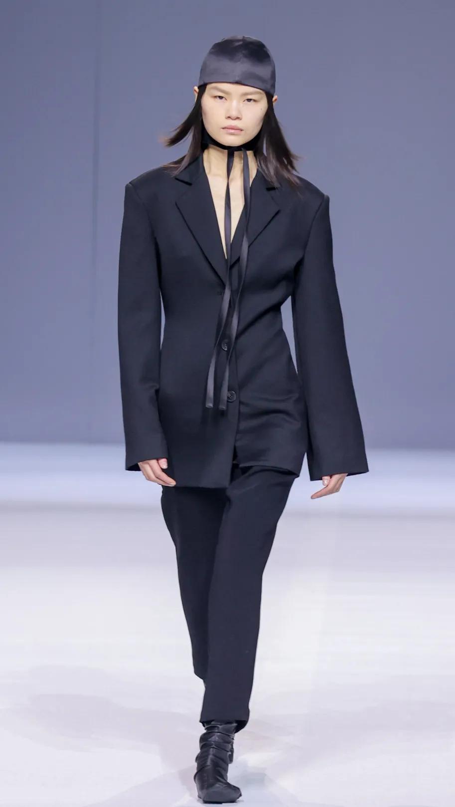 2021秋冬时尚单品,时尚2021秋冬时尚元素流行趋势