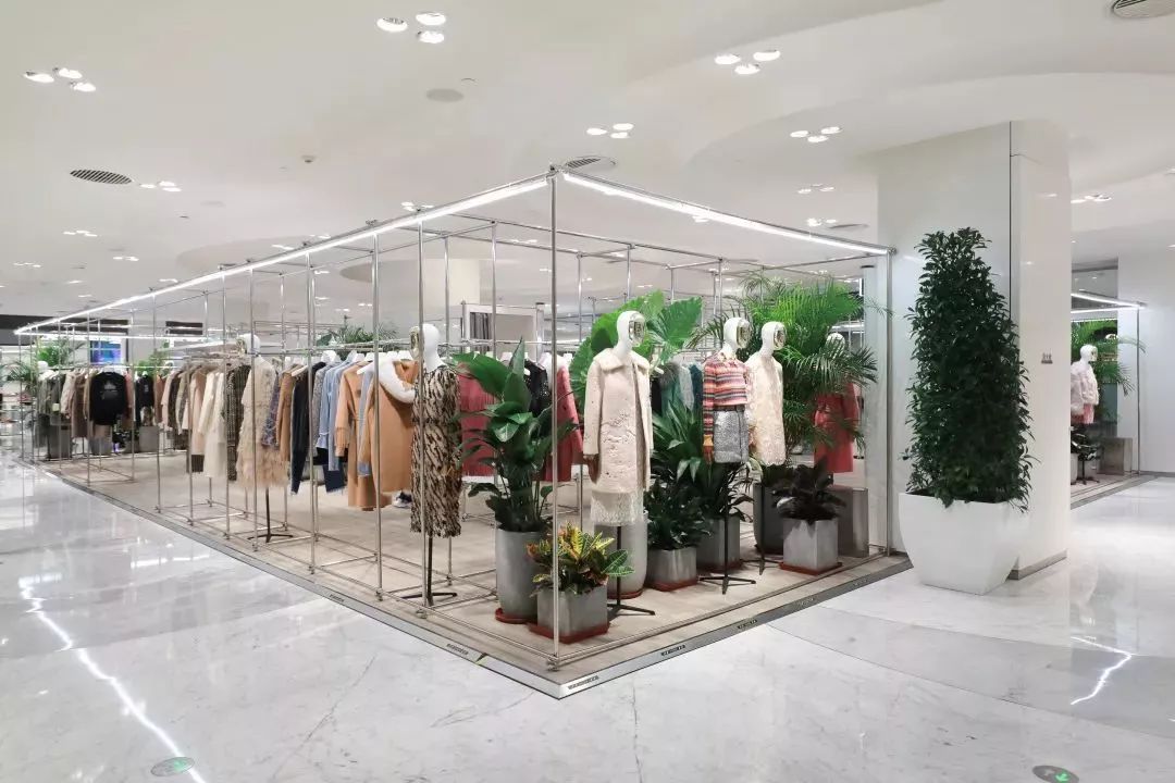 刘雯江疏影,江疏影刘雯同款服装品牌