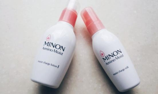 如何根据不同肤质挑选护肤品呢,角质层薄混合肤质用什么护肤品