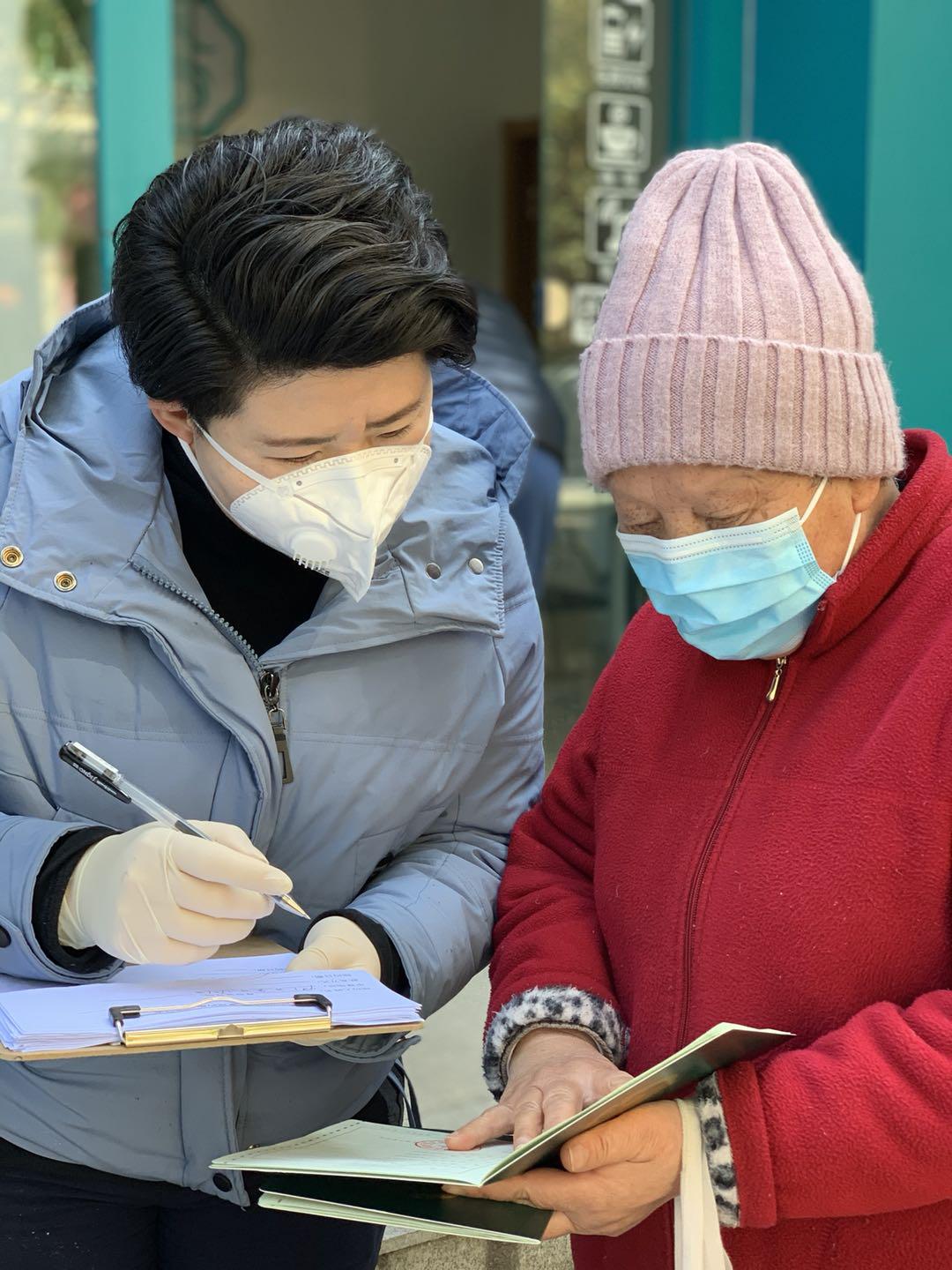 身边的人个个都优秀,身边的中大奖的人