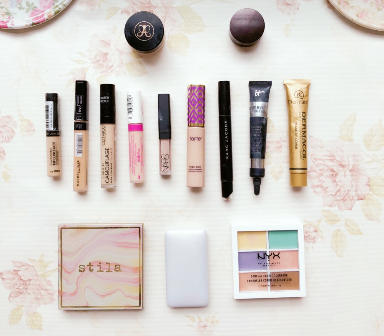 养肤底妆轻薄透气,底妆怎么画干净又清透