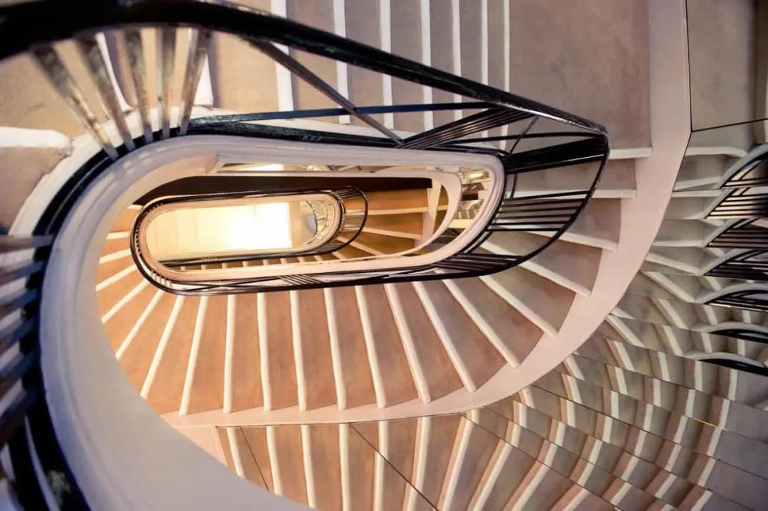 香奈儿模特上班,香奈儿模特工作日常