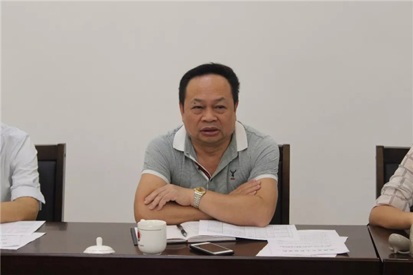 黄中在防城区检察院调研认罪认罚从宽制度适用情况时强调：要正视问题、担当作为，促进认罪认罚制度高效运行