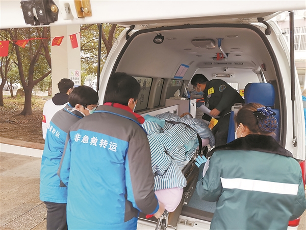 我们不一样警察视频,我们不一样医护