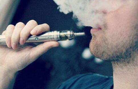 短期用电子烟有害处吗,用电子烟对身体有什么危害