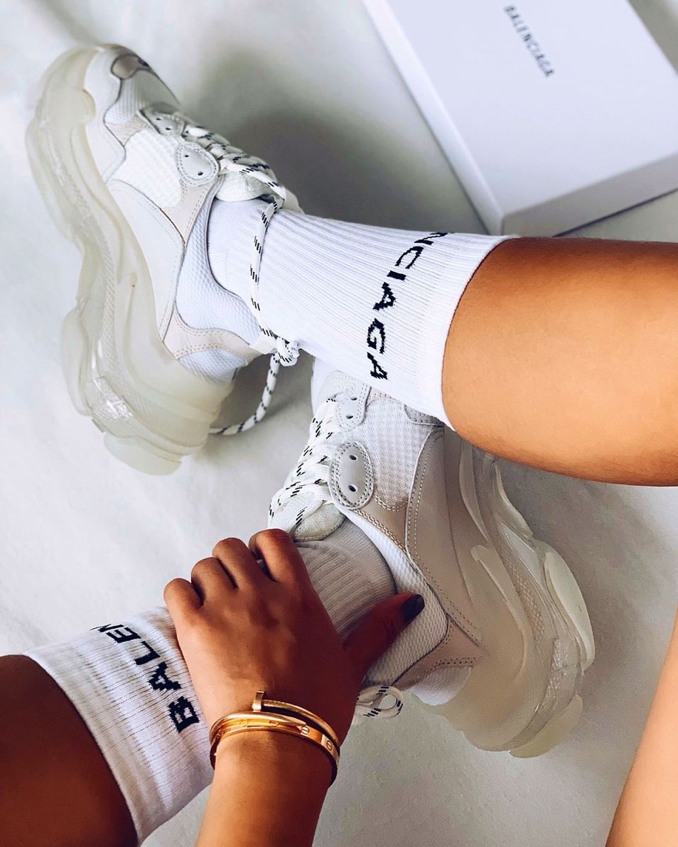 价格上万的袜子,价格上千的袜子