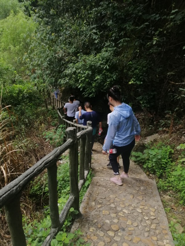 湖南沱龙峡漂流地点推荐,湖南沱龙峡漂流