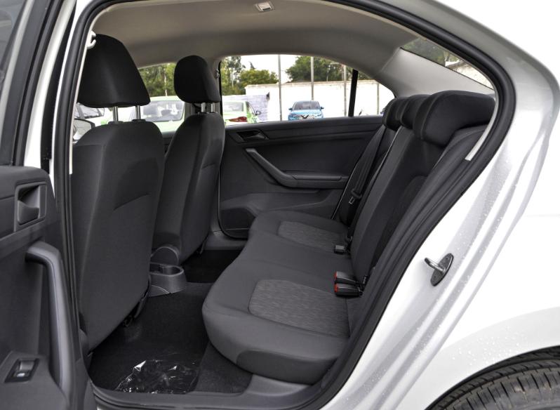 10万内小型汽油代步车推荐,10万家用代步车哪款好省油耐开