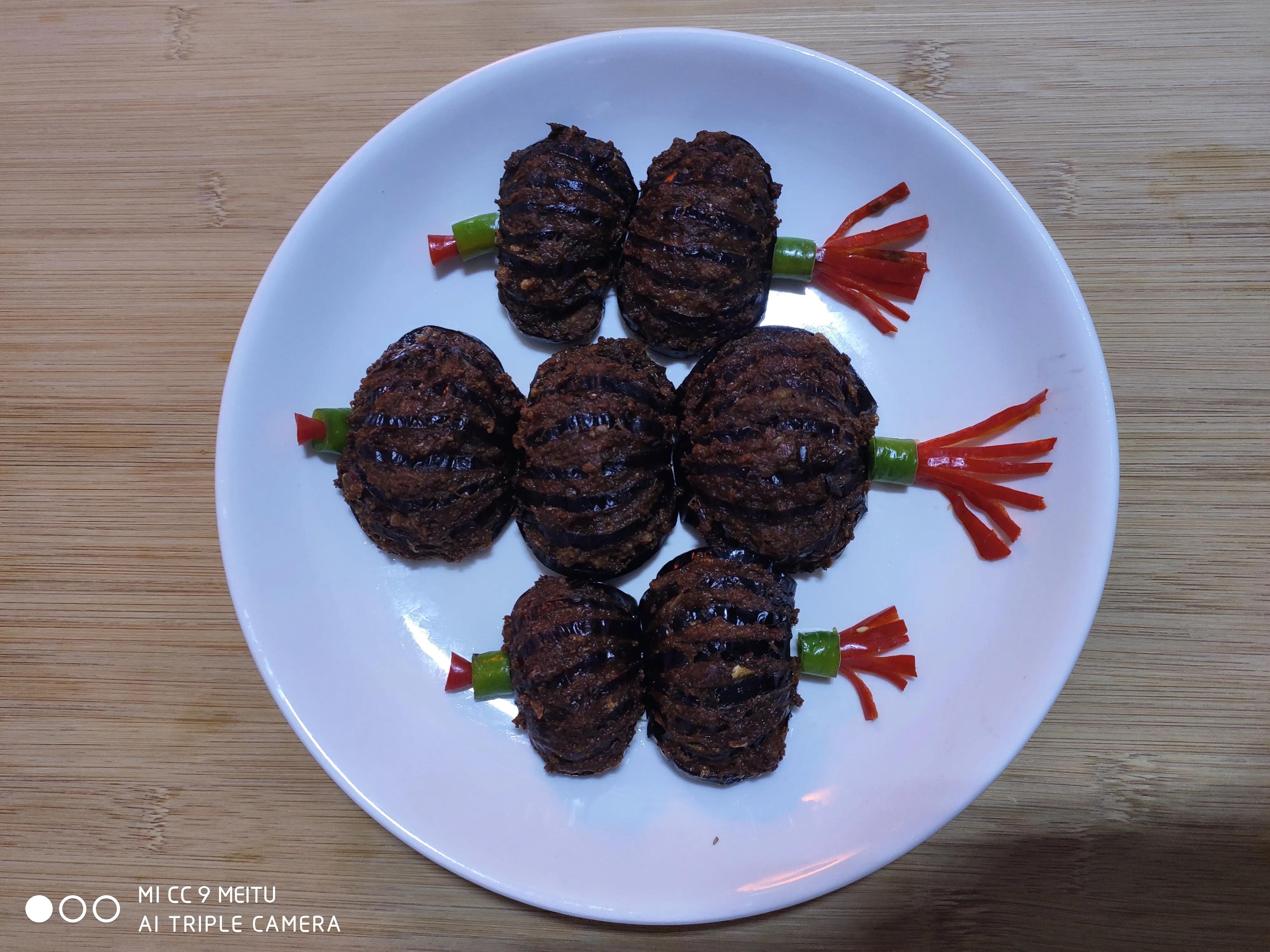 年夜饭喜气洋洋,年夜饭张灯结彩