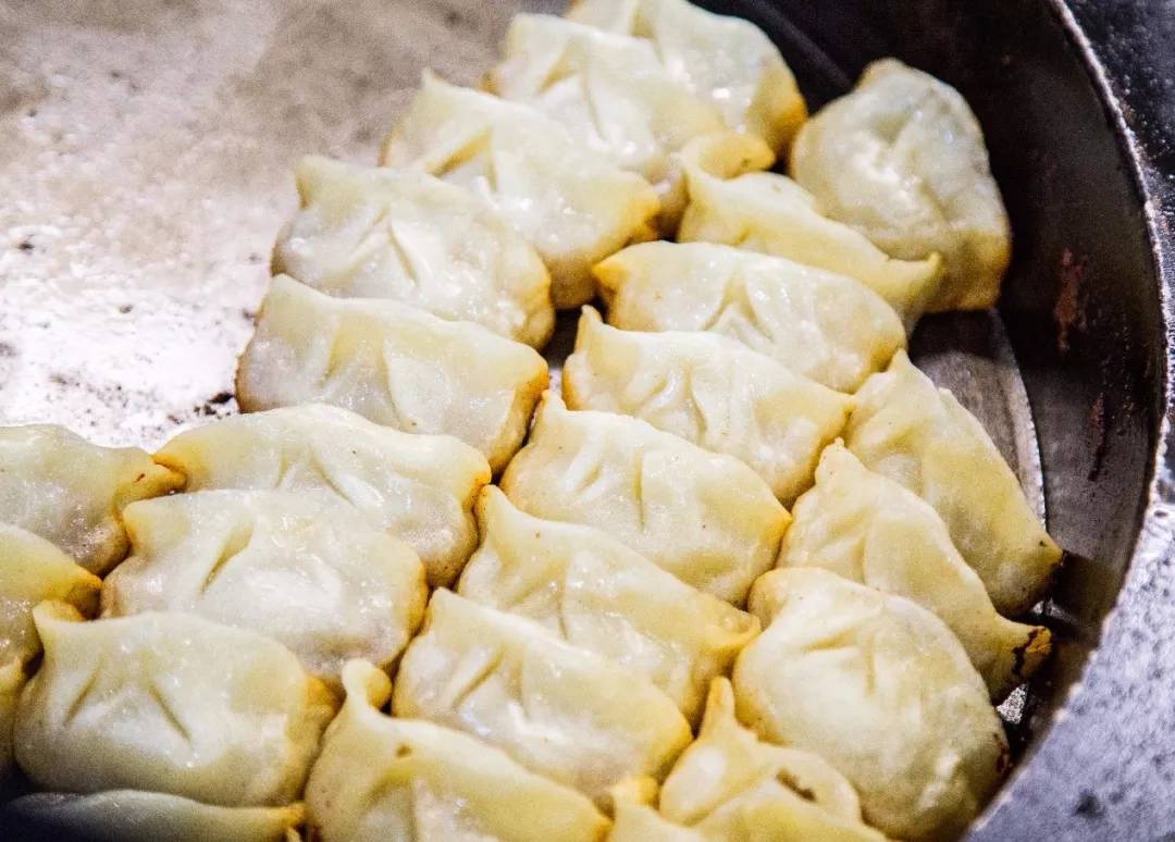 2019魔都锅贴测评滚烫出炉!