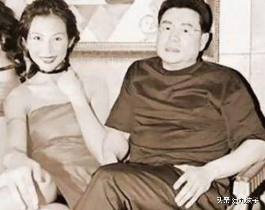 刘銮雄历任女友洪欣,甘比刘銮雄蔡少芬