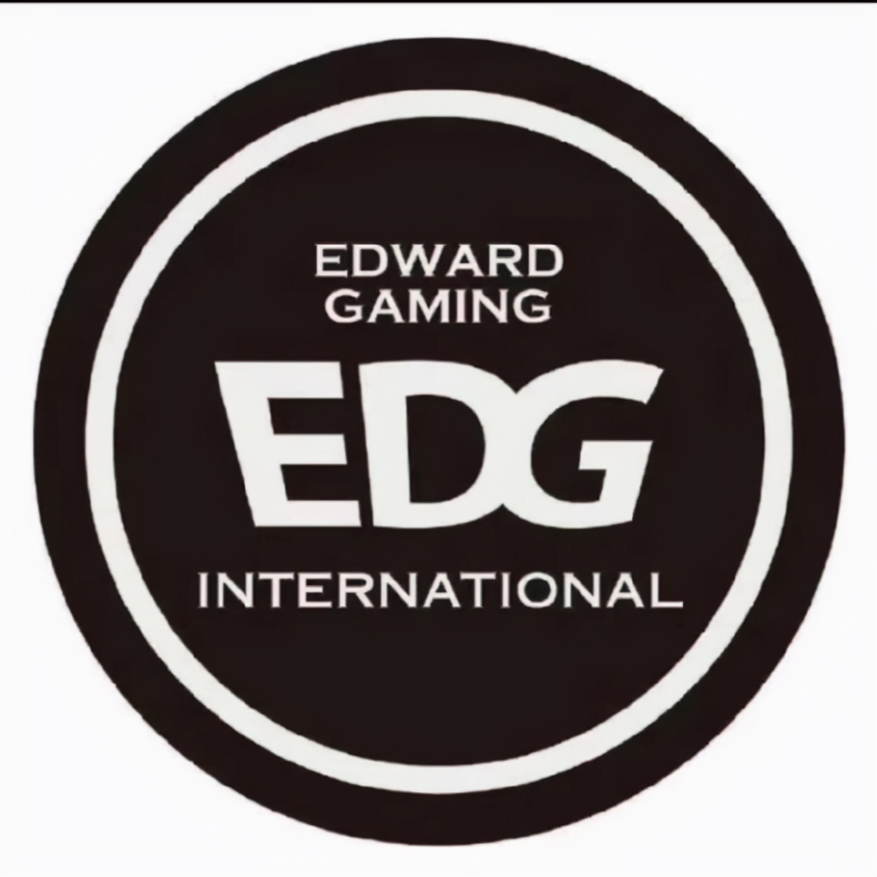 来嗨租平台租个手机,周末我们一起LOL