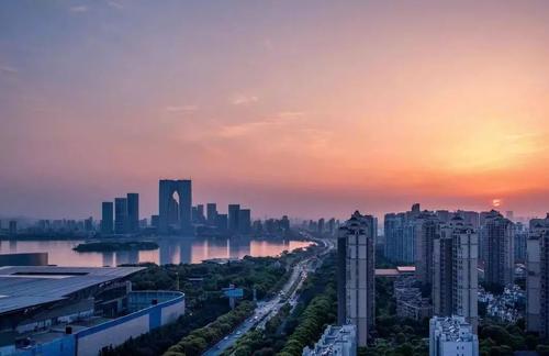 中国最富十大省会城市排名,中国未来最繁荣的十大城市