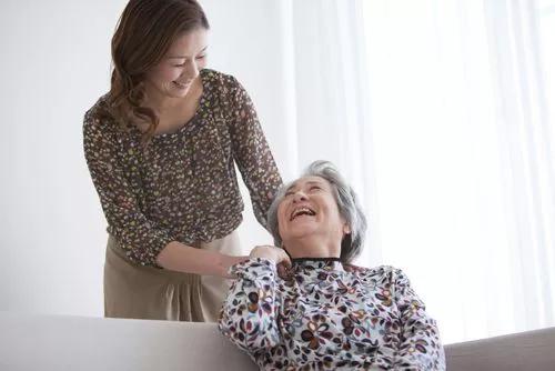 当和婆婆有矛盾时老公的态度,当婆婆和媳妇争吵时儿子该怎么办