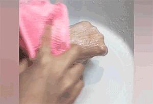 洗澡搓泥后起疙瘩,洗澡时搓出来的泥是怎么回事