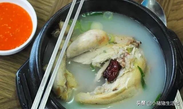 花胶煲鸡汤放什么药材,花胶煲鸡汤还可以放什么材料