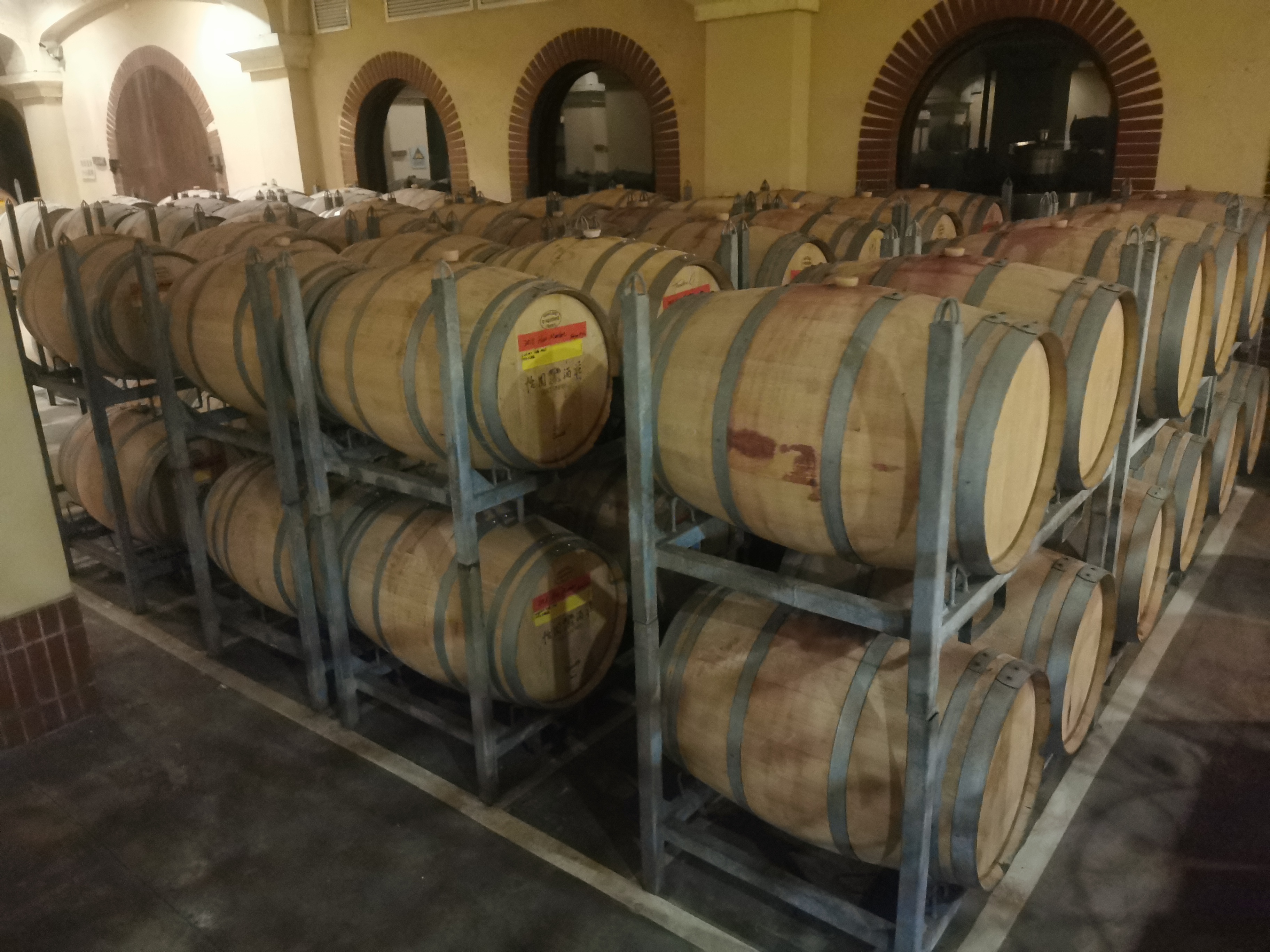 怡园酒庄旗舰店晋中总经销,怡园酒庄在哪里