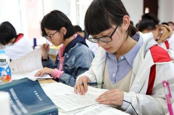 中考落榜职高读哪个学校好,中考落榜不上技校最好的出路