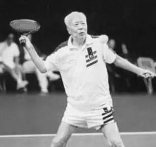 正国级元老万里:小儿子被送到中苏边境,亲妹妹一辈子在基层工作