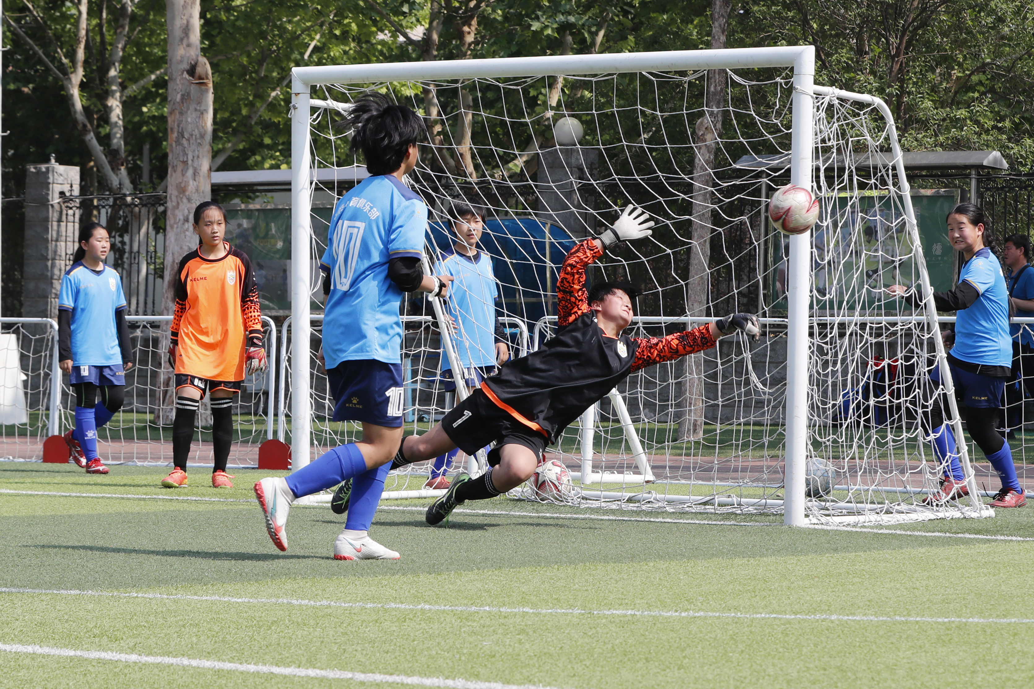 石家庄南王学校足球赛,2020年石家庄校园足球联赛视频