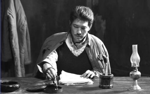 方梅年轻时照片,方梅个人资料简介